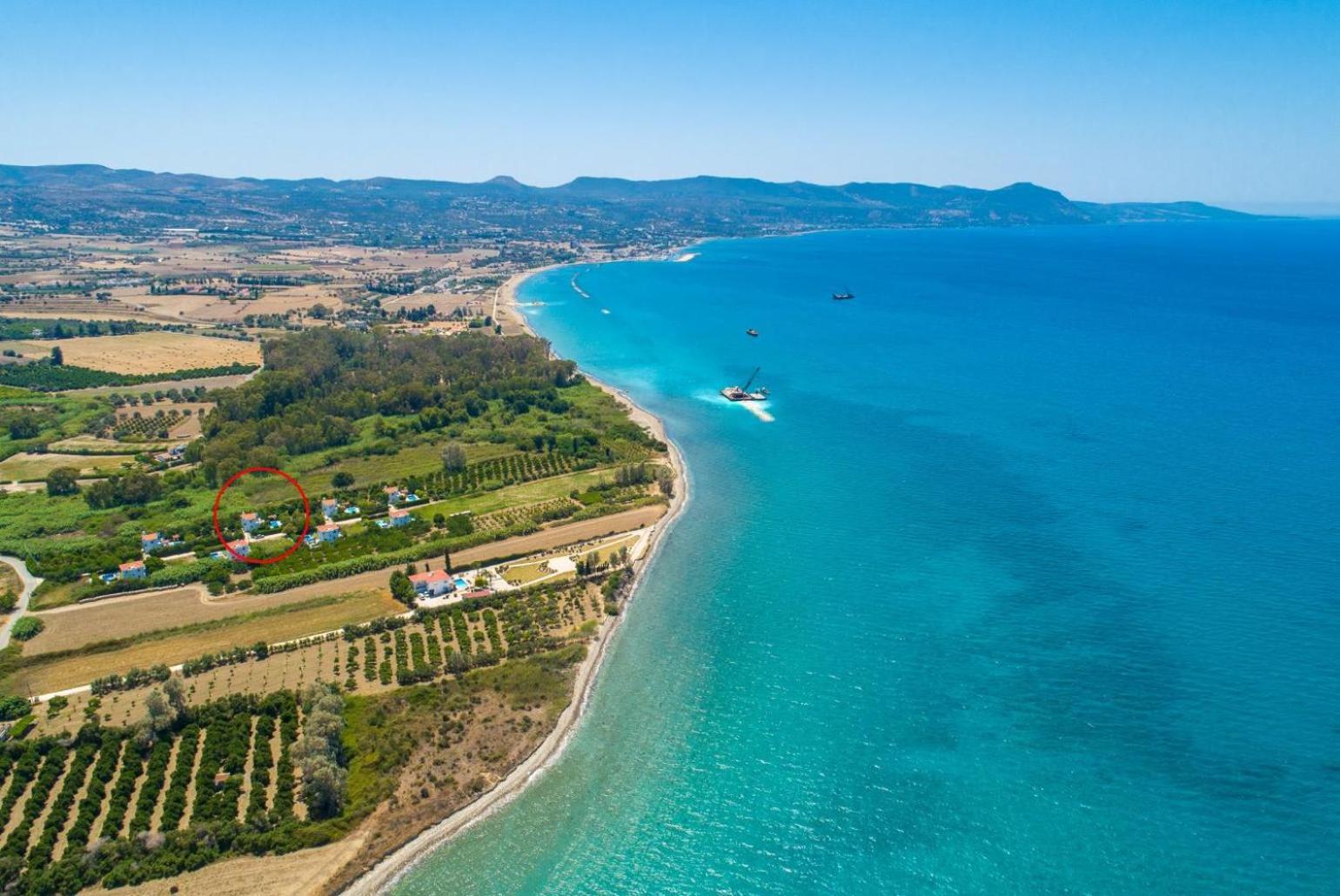 Sun Beach Villa Thio Polis Exteriér fotografie