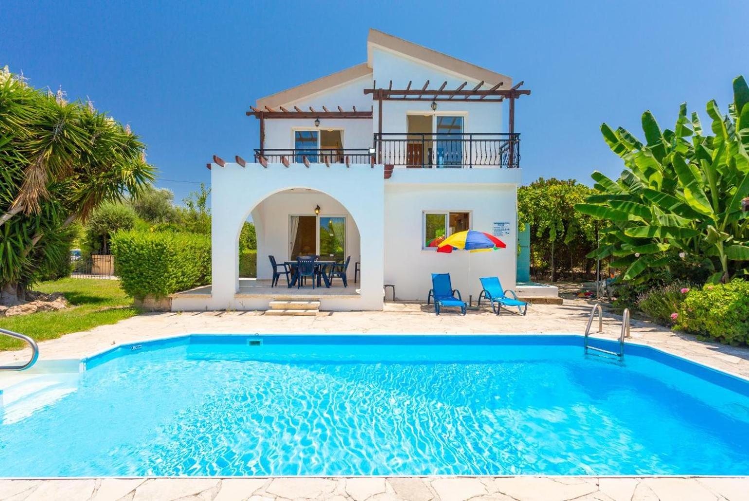 Sun Beach Villa Thio Polis Exteriér fotografie